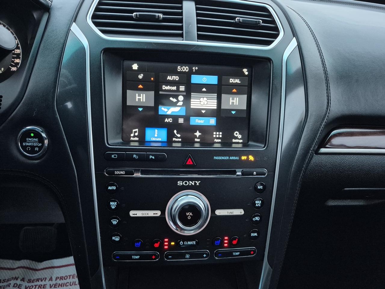 2017 Ford Explorer Platinum Photo