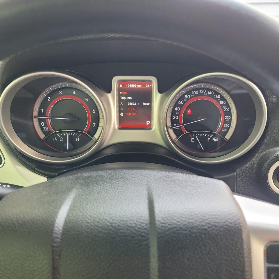 2017 Dodge Journey SXT Photo