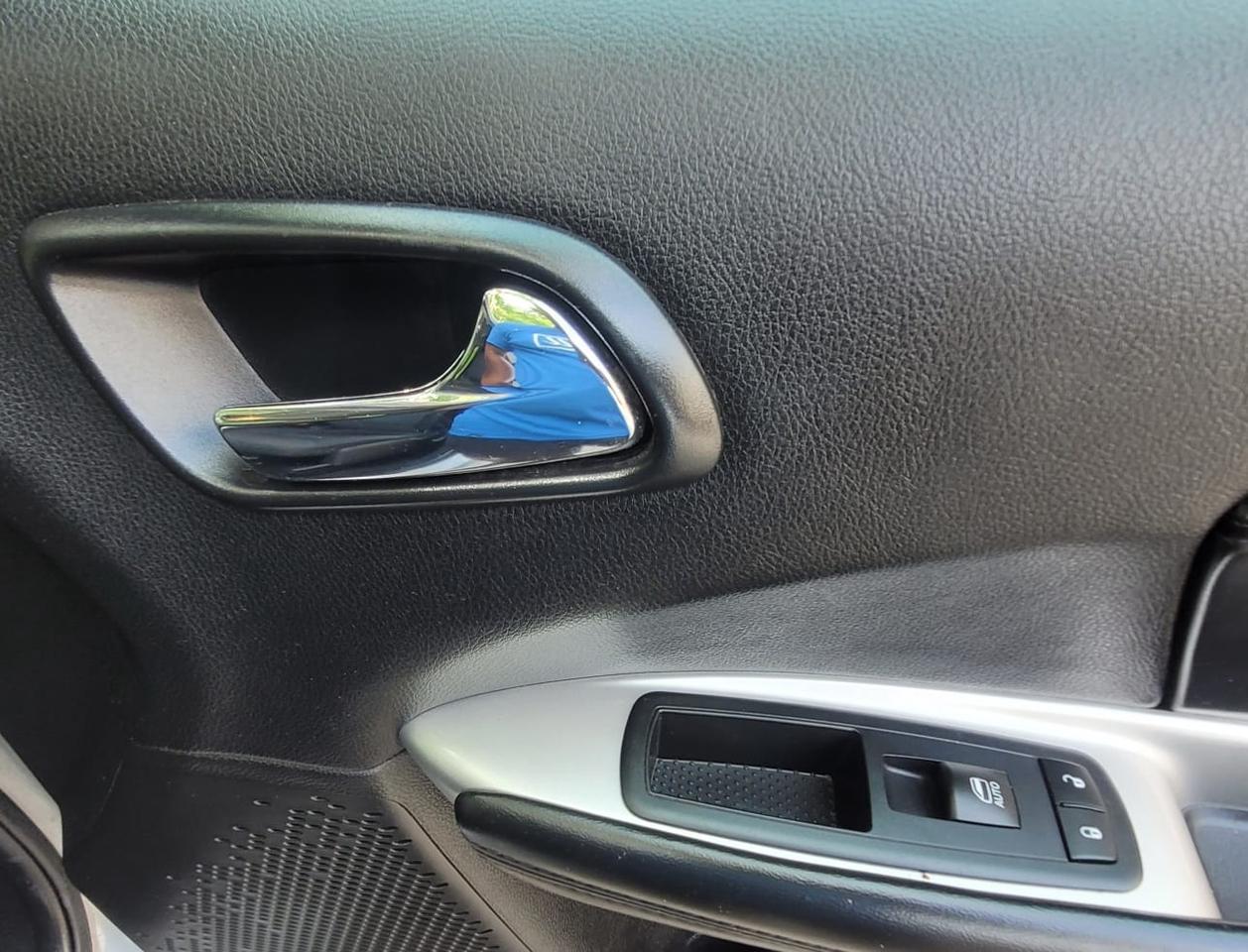 2017 Dodge Journey SXT Photo