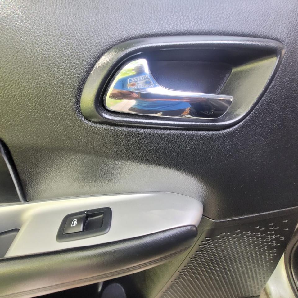 2017 Dodge Journey SXT Photo