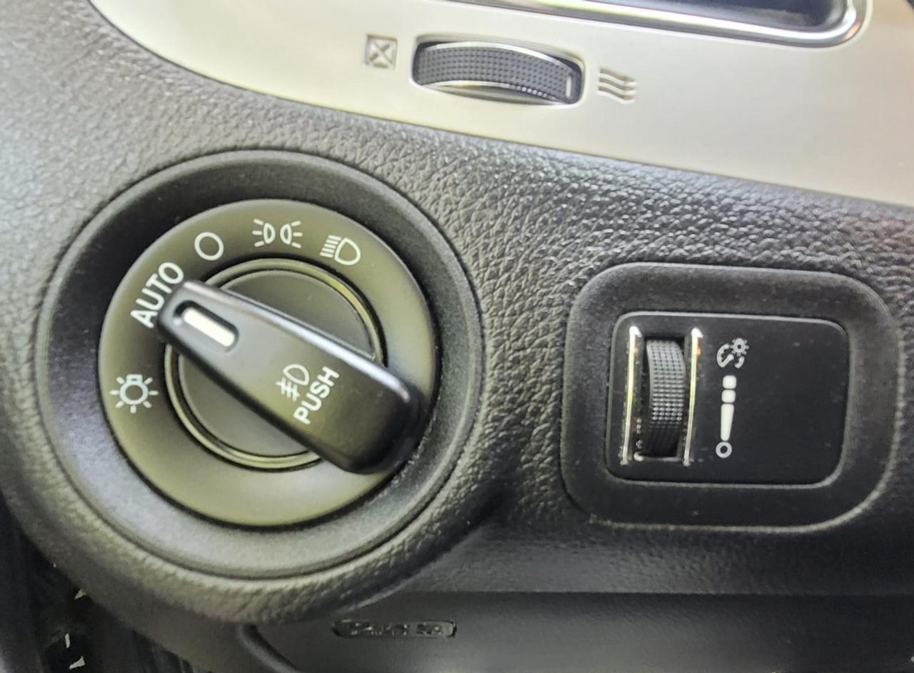 2017 Dodge Journey SXT Photo