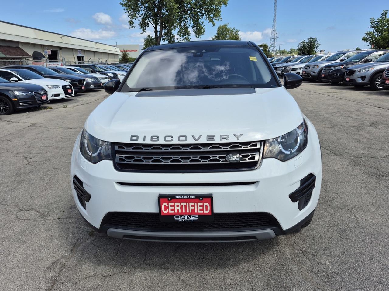 2017 Land Rover Discovery Sport SE Photo1