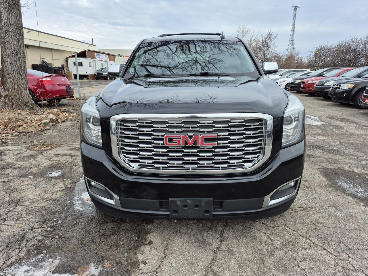 2018 GMC Yukon Denali Photo