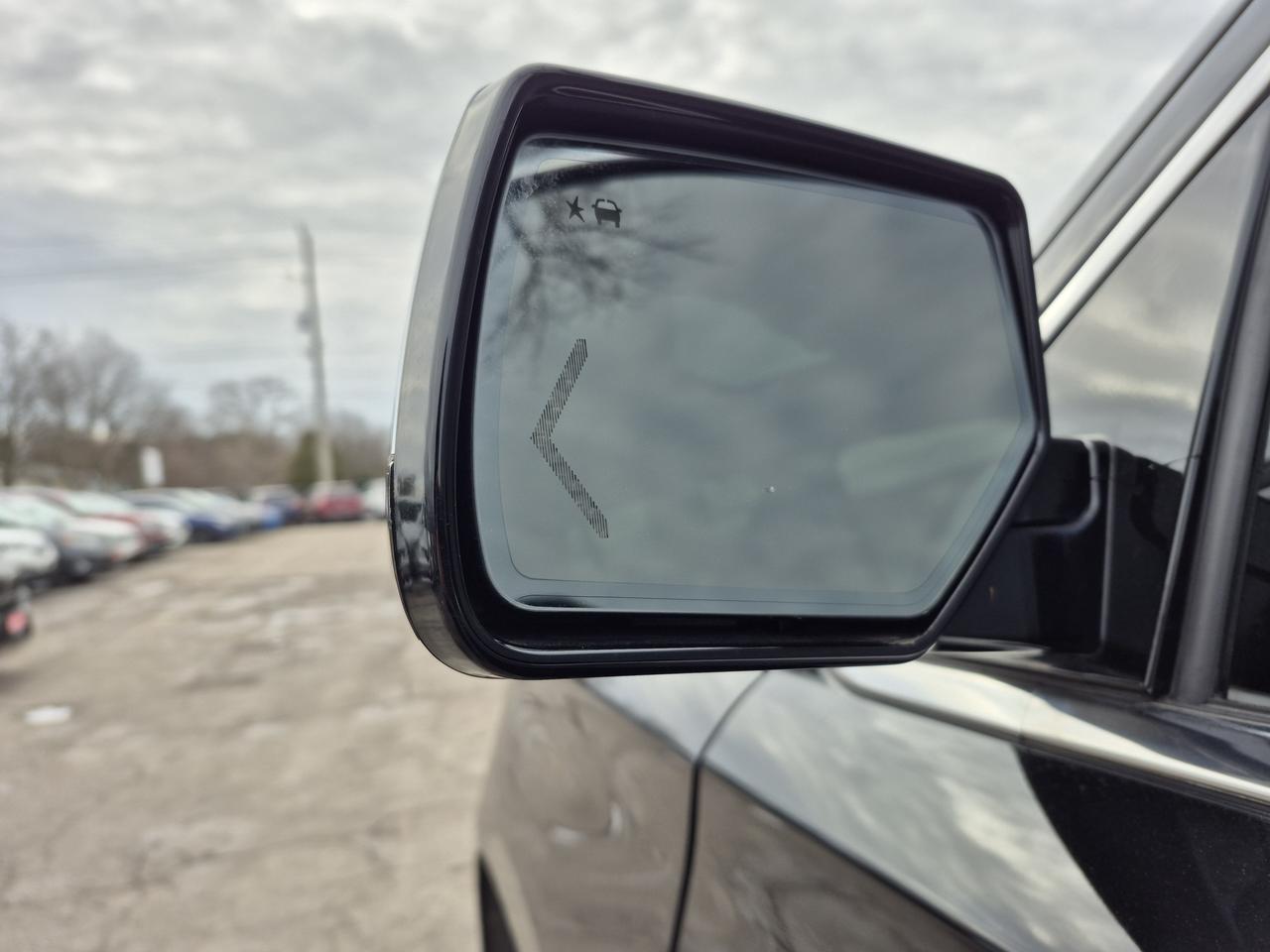 2018 GMC Yukon Denali Photo