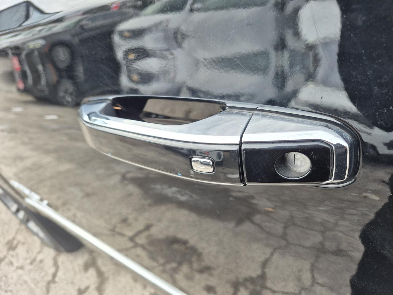 2018 GMC Yukon Denali Photo