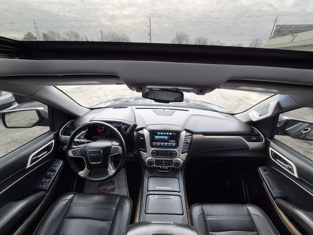 2018 GMC Yukon Denali Photo