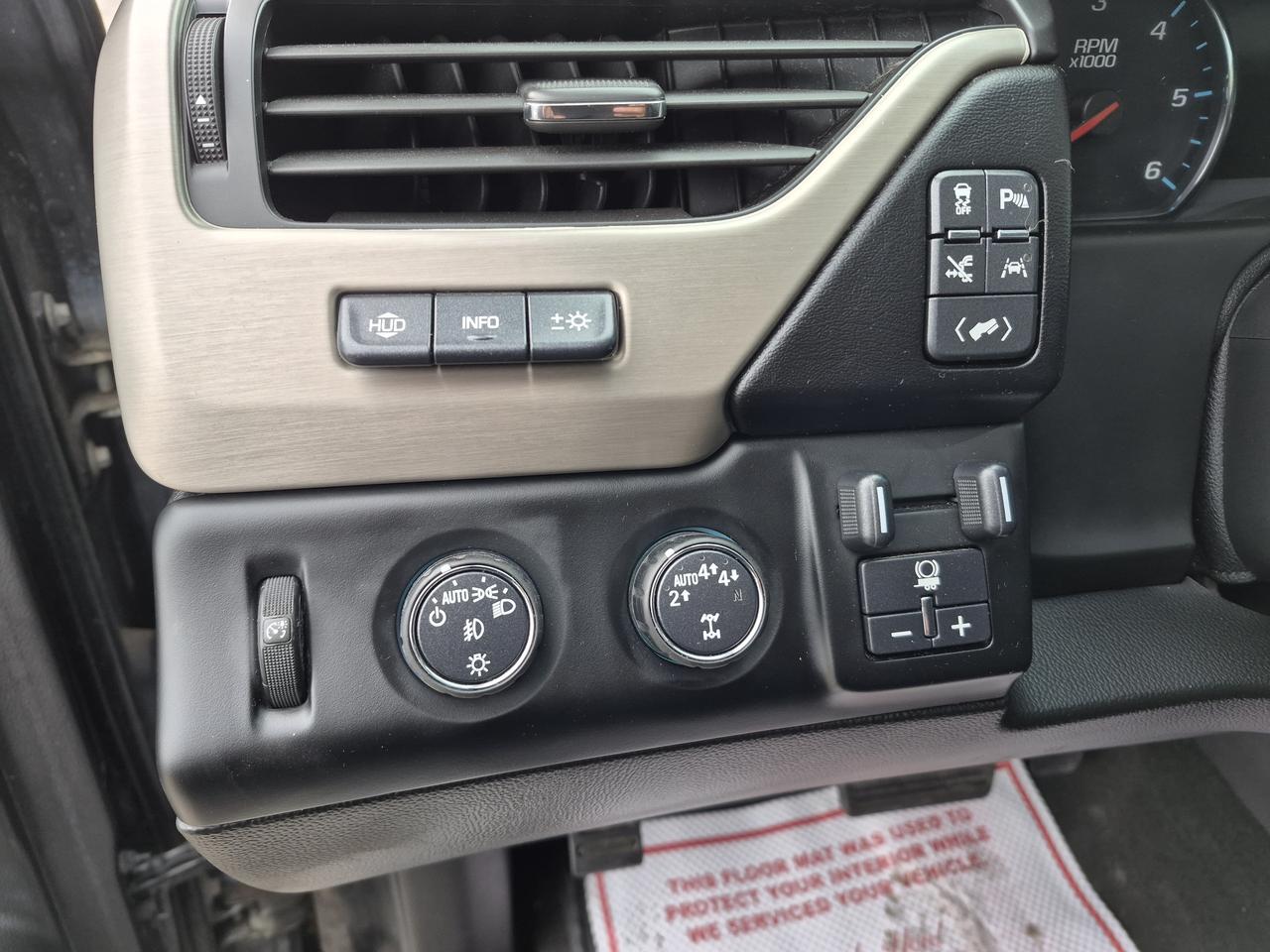 2018 GMC Yukon Denali Photo