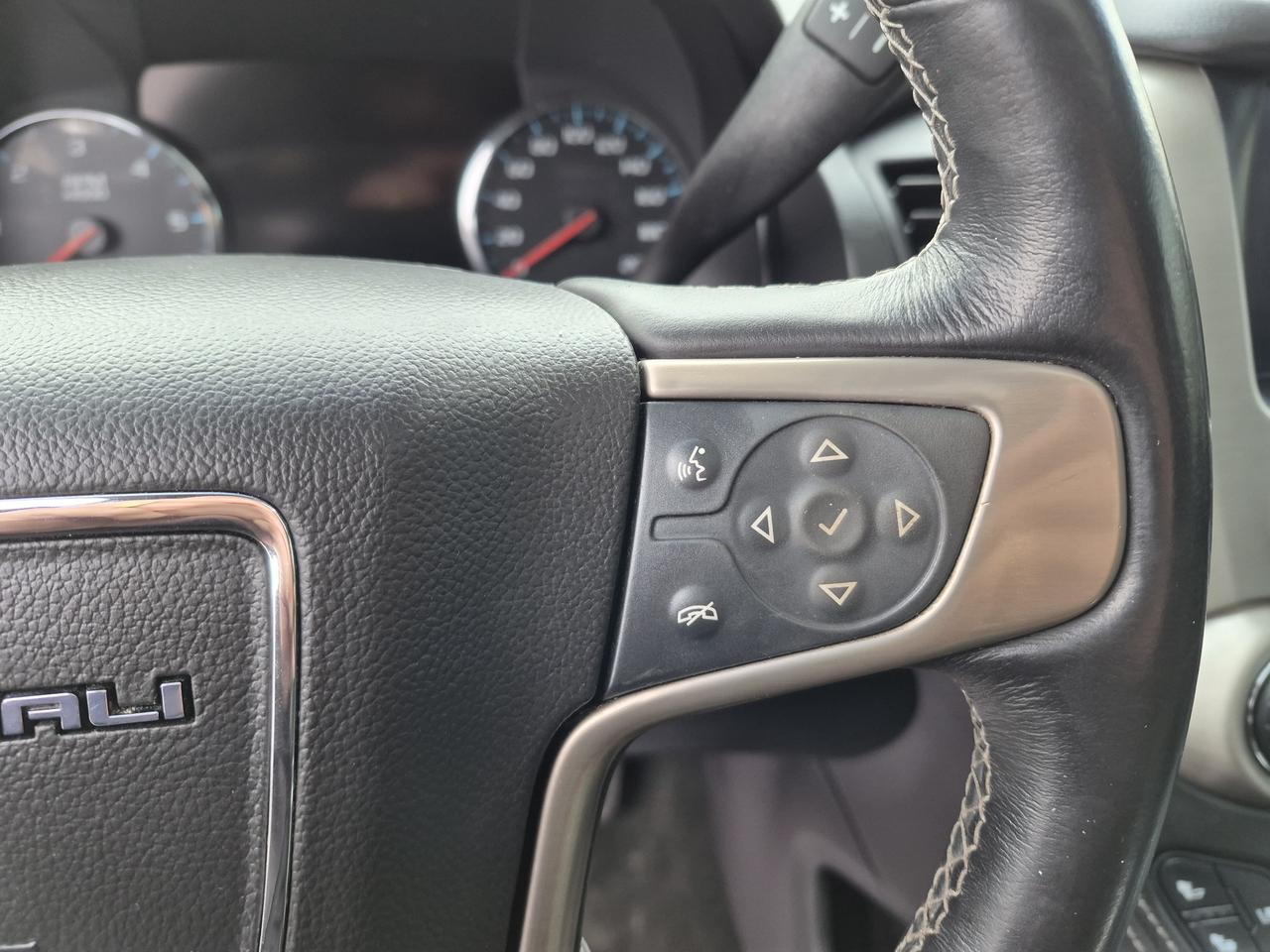 2018 GMC Yukon Denali Photo