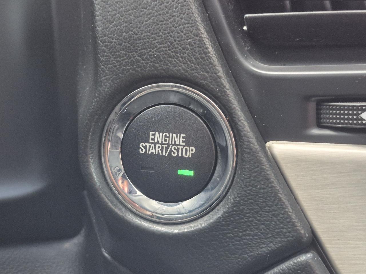 2018 GMC Yukon Denali Photo