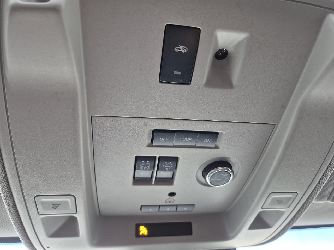 2018 GMC Yukon Denali Photo