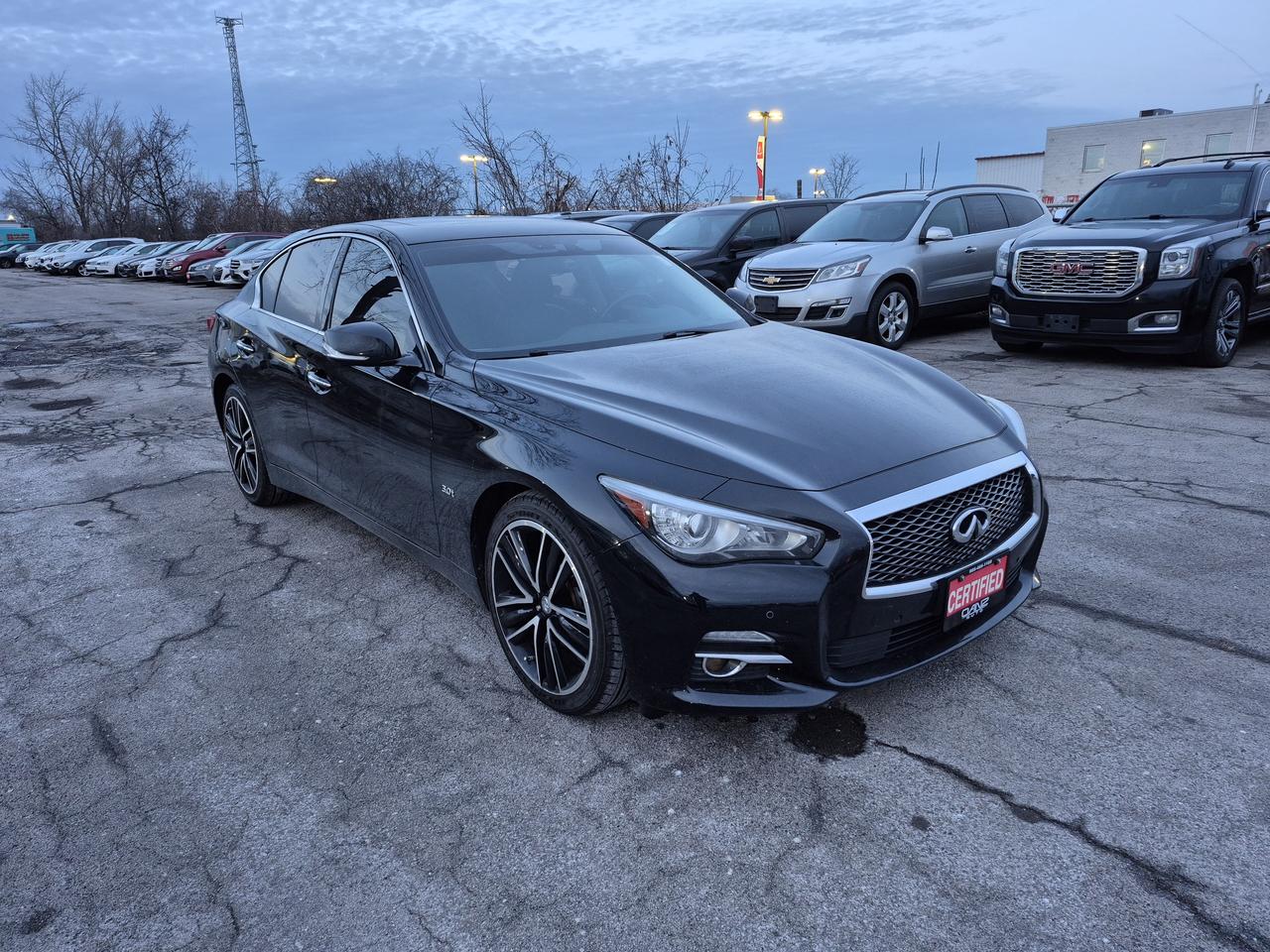 2017 Infiniti Q50 Premium Photo