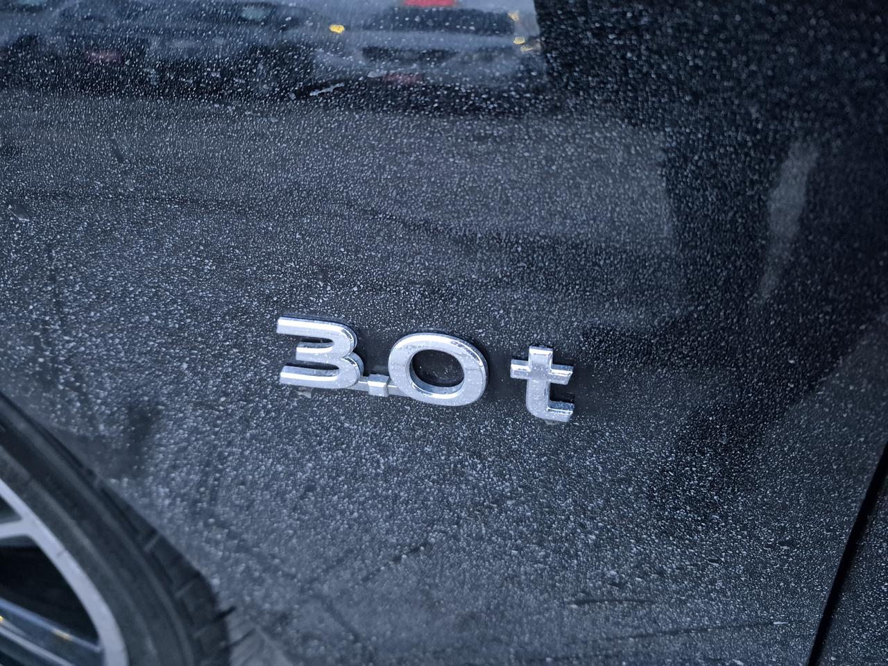 2017 Infiniti Q50 Premium Photo