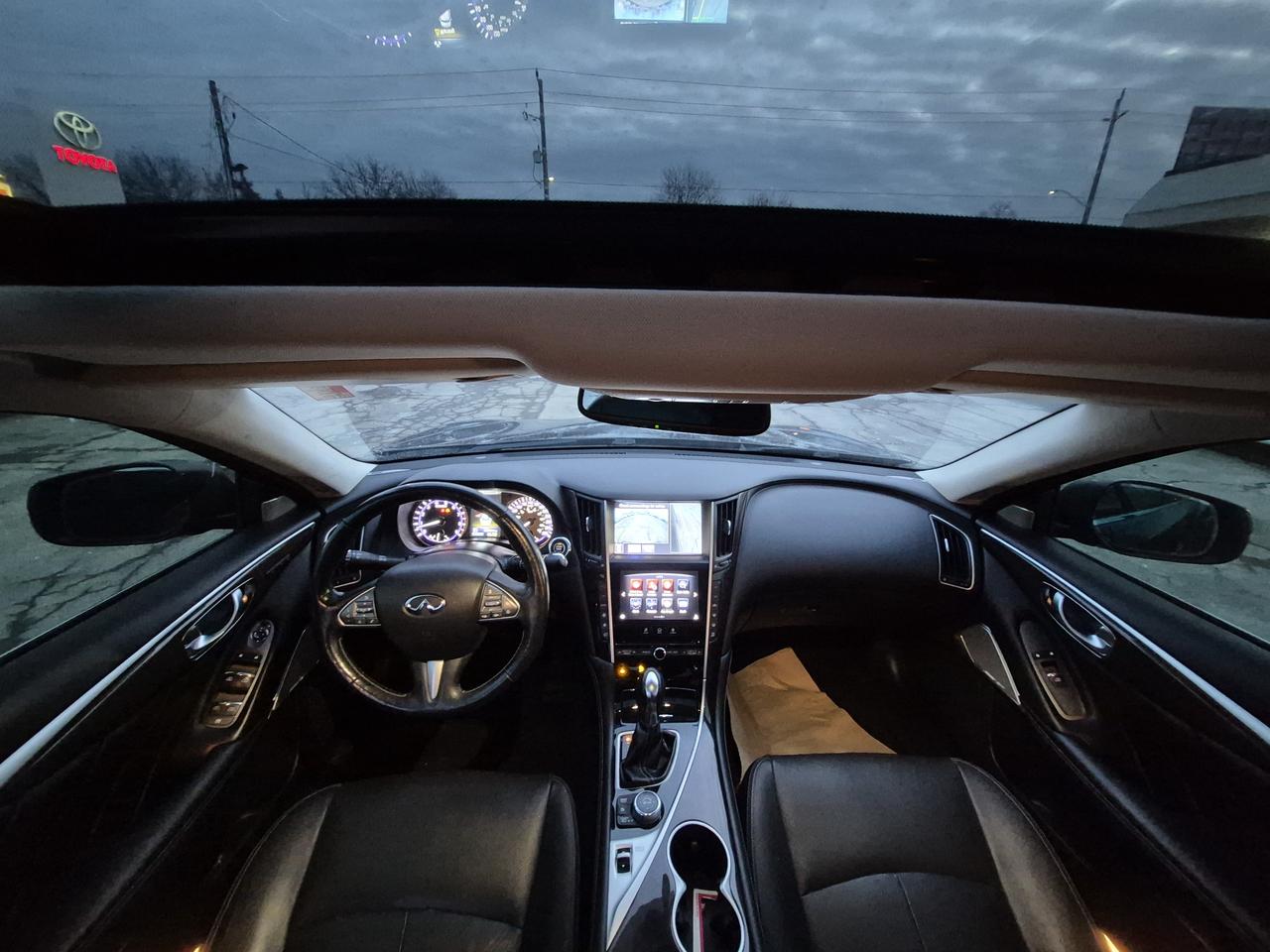 2017 Infiniti Q50 Premium Photo