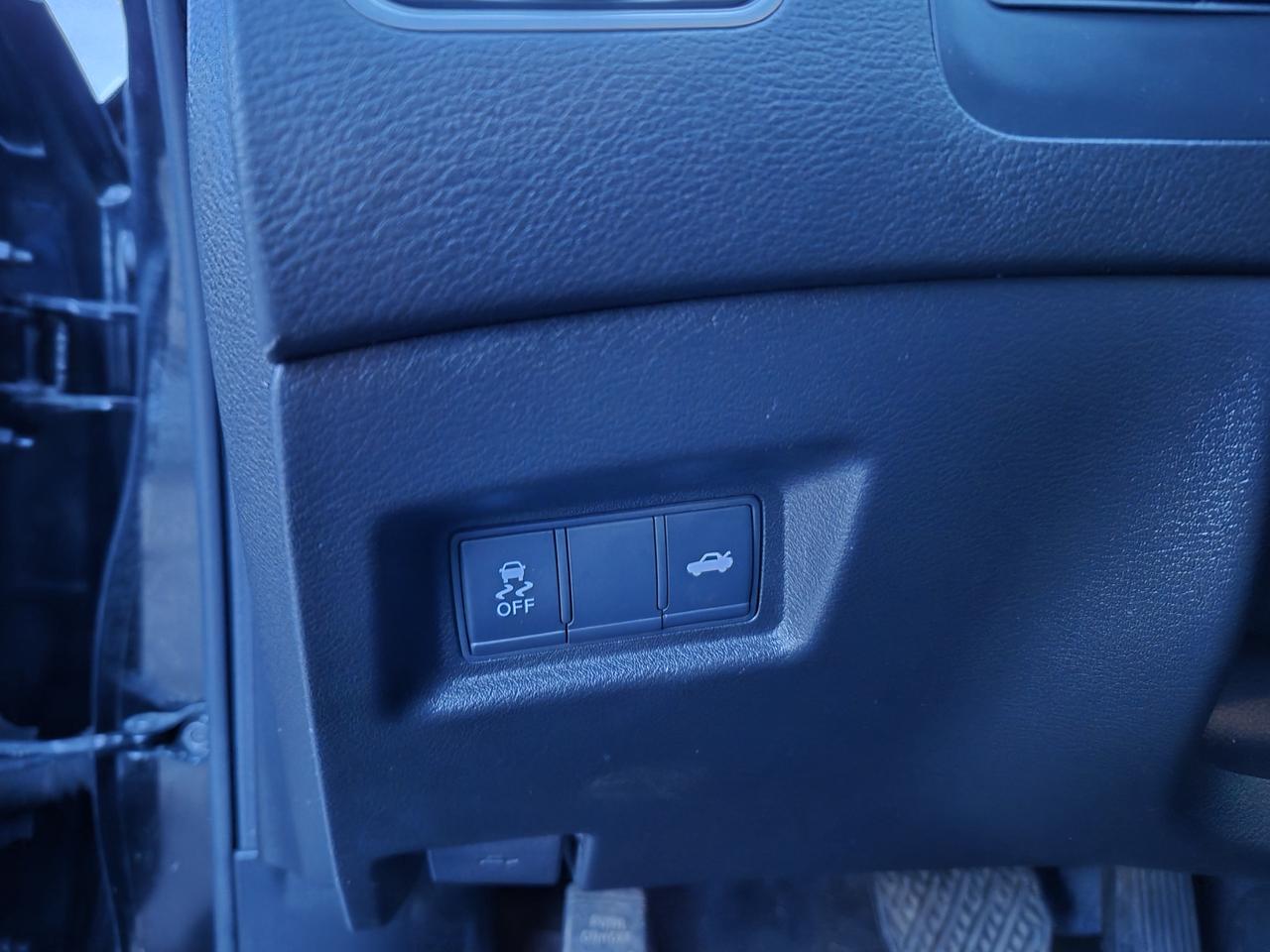 2017 Infiniti Q50 Premium Photo