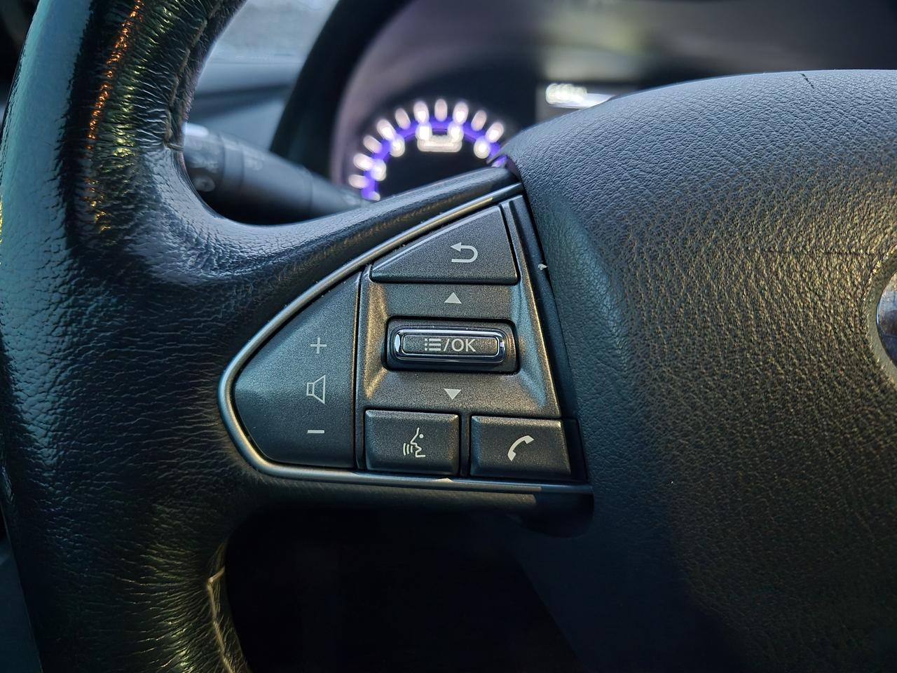 2017 Infiniti Q50 Premium Photo