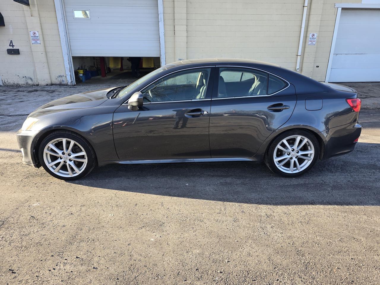 2006 Lexus IS 250 Photo