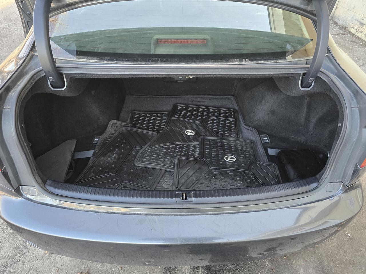 2006 Lexus IS 250 Photo