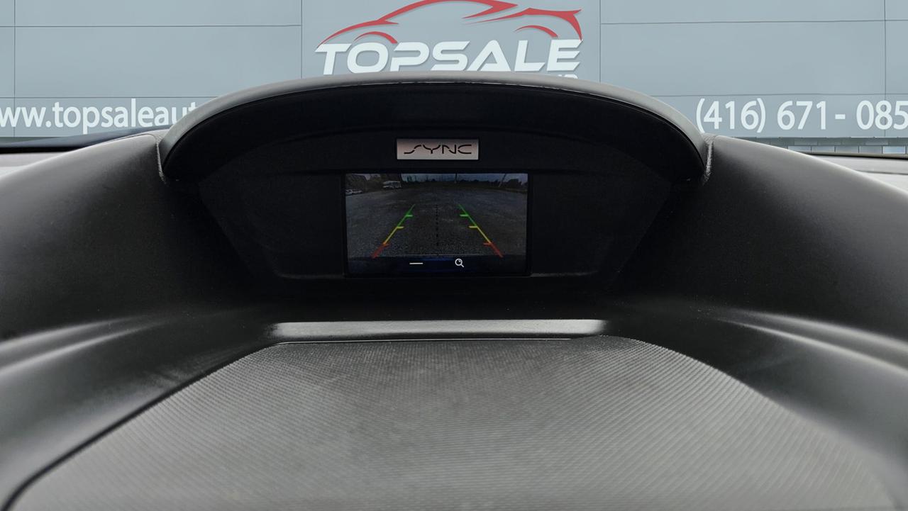 2017 Ford Escape SE Photo