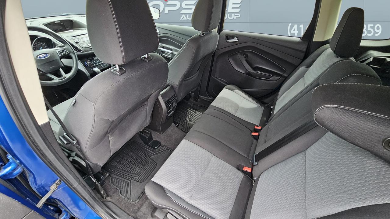 2017 Ford Escape SE Photo