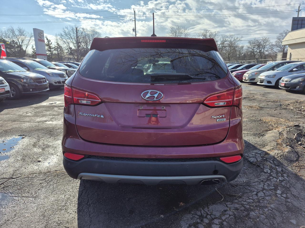 2015 Hyundai Santa Fe Sport GLS Photo