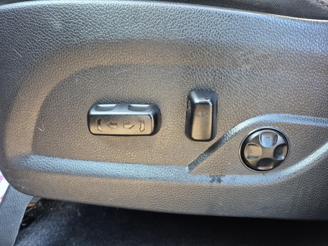 2015 Hyundai Santa Fe Sport GLS Photo