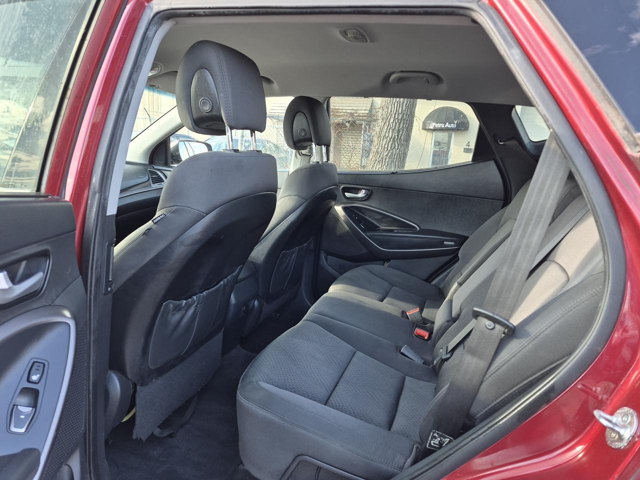 2015 Hyundai Santa Fe Sport GLS Photo