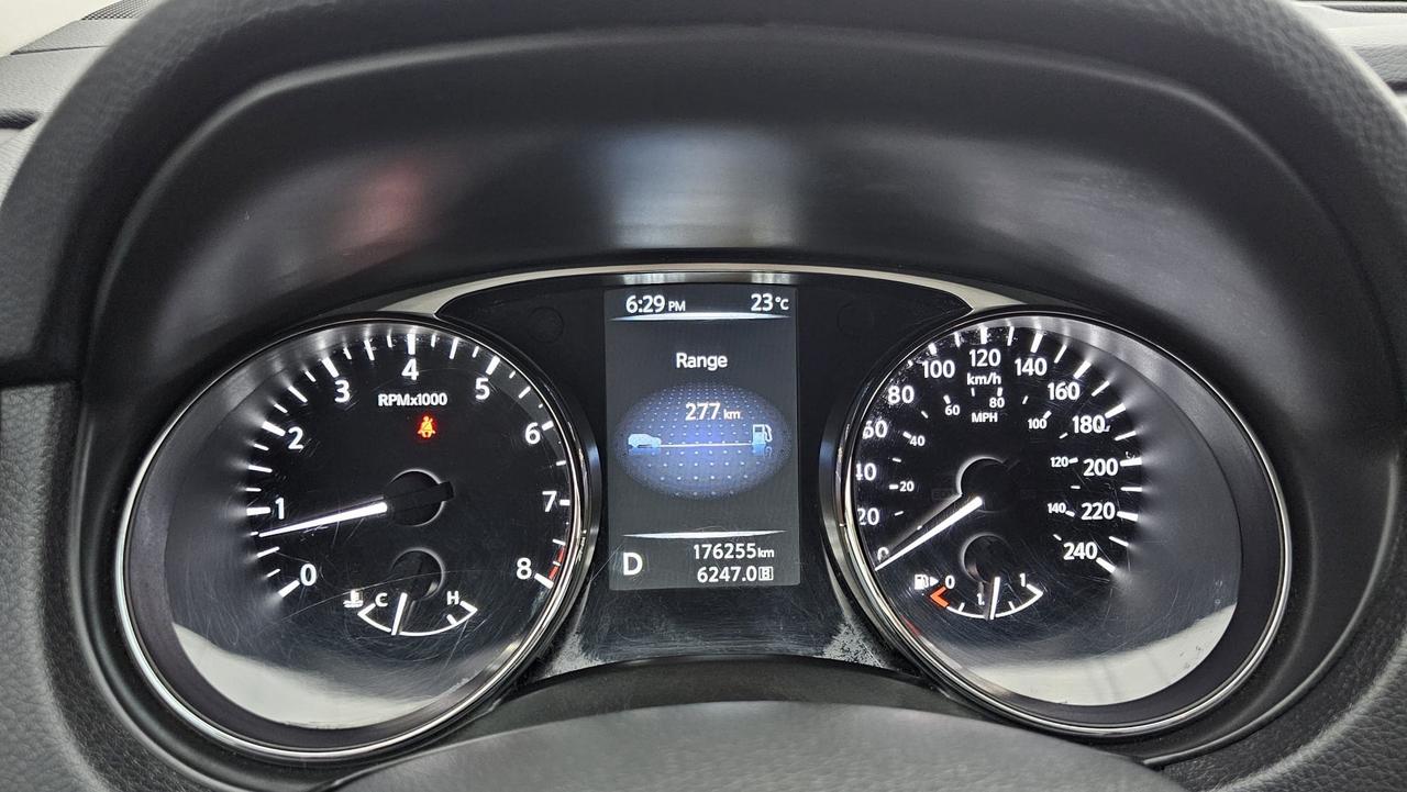 2015 Nissan Rogue S Photo