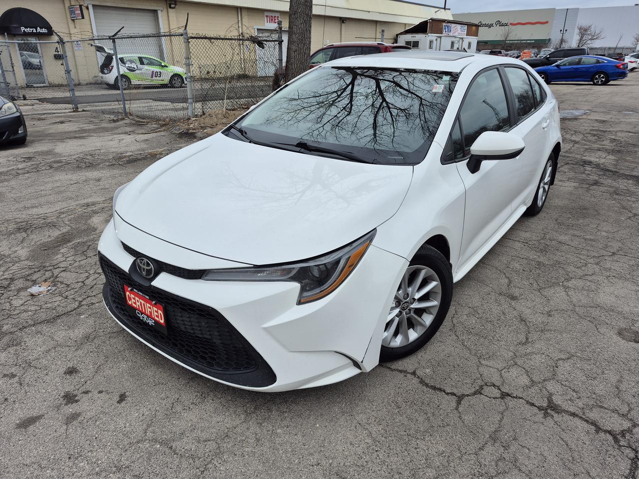 2022 Toyota Corolla LE Photo