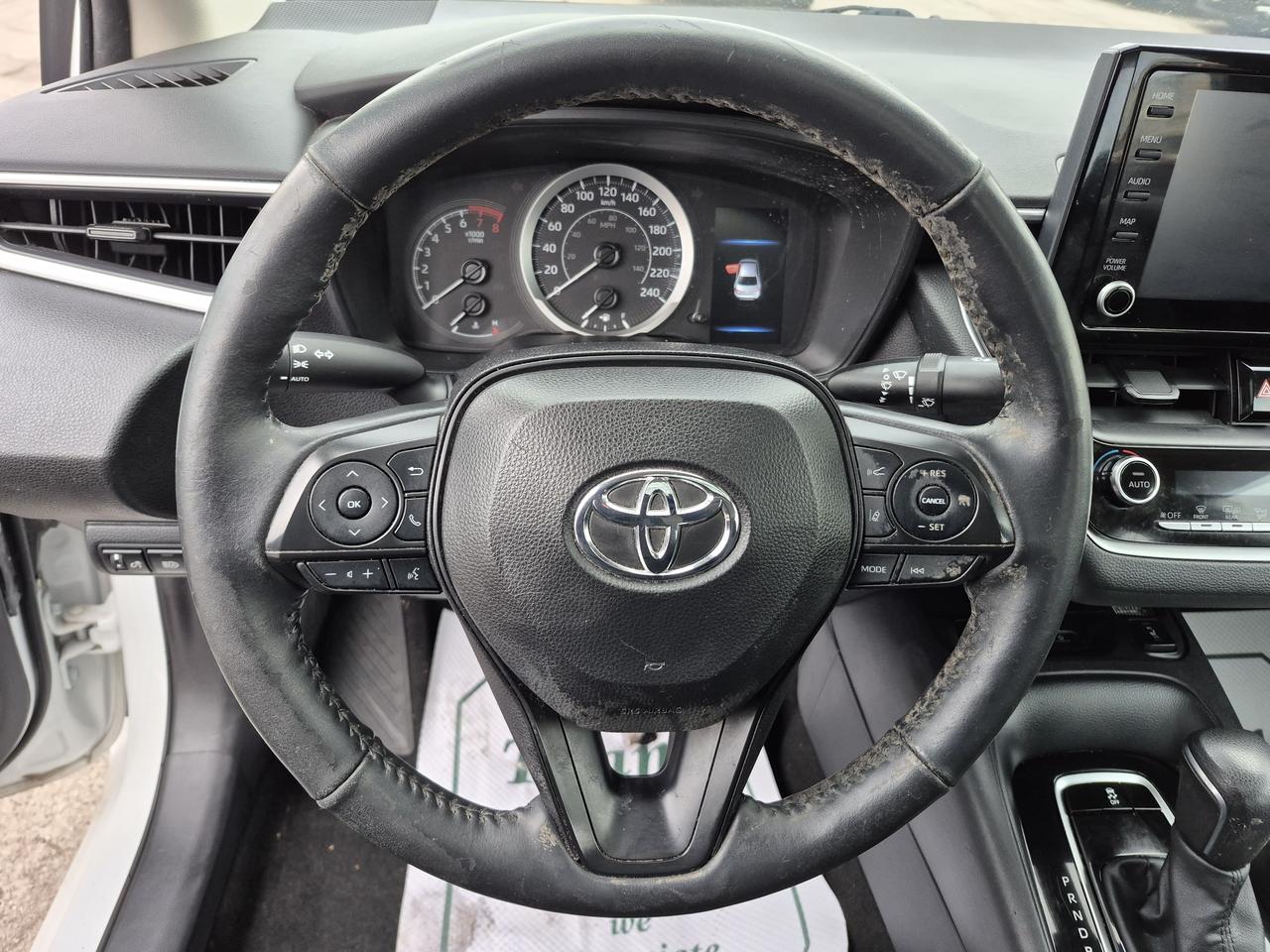 2022 Toyota Corolla LE Photo