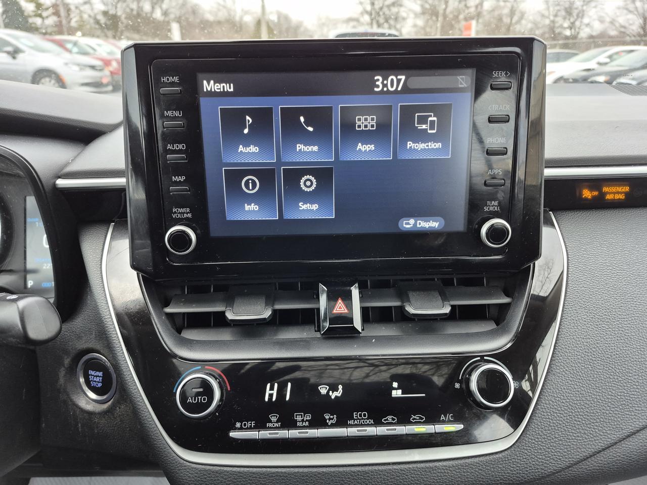 2022 Toyota Corolla LE Photo