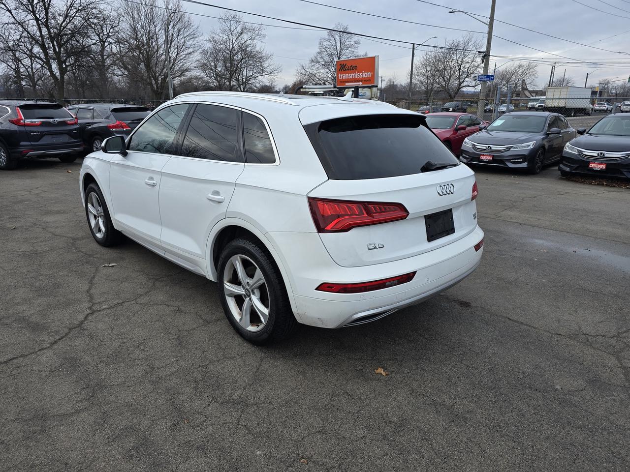 2018 Audi Q5 Premium Plus Photo