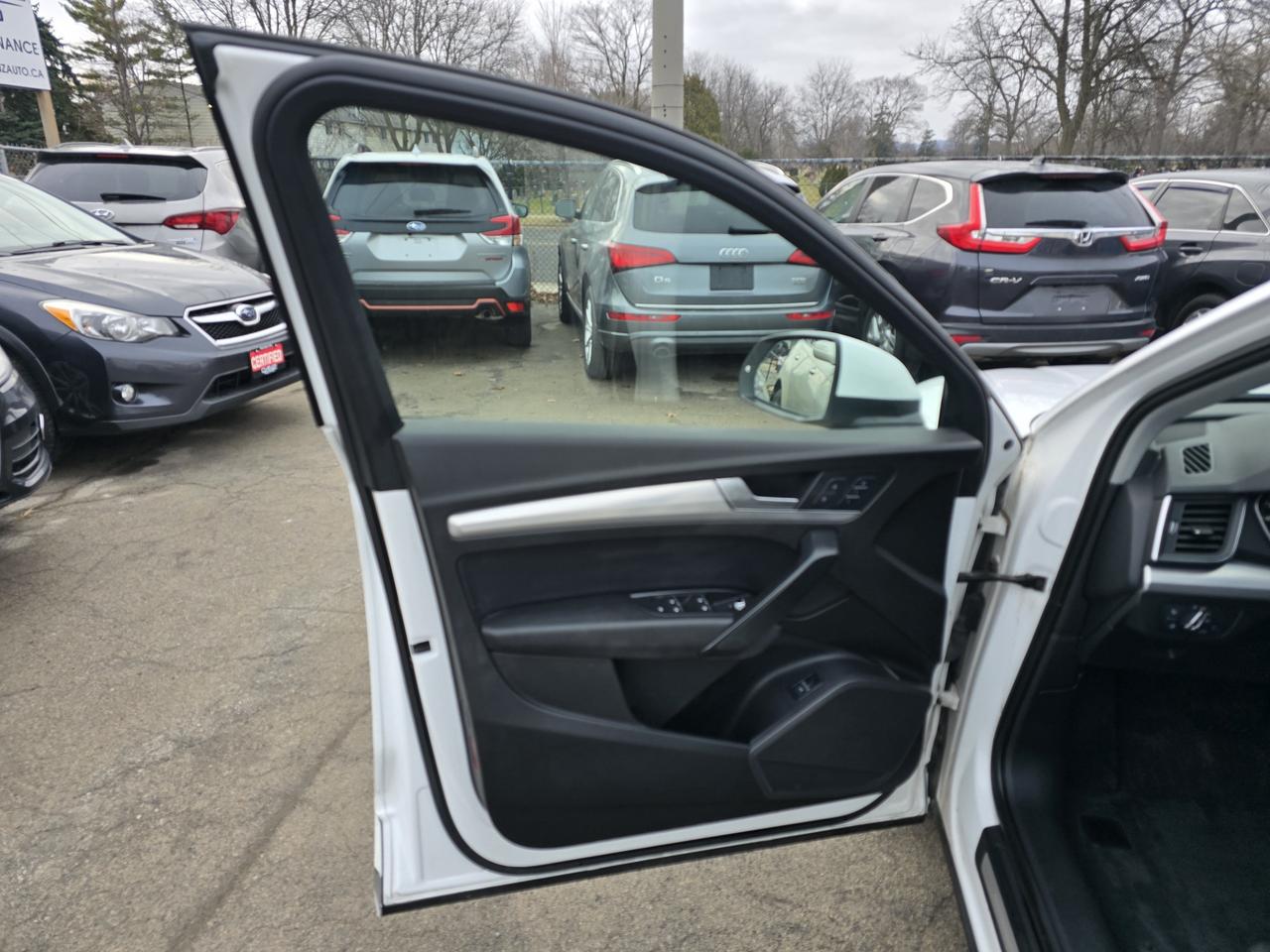 2018 Audi Q5 Premium Plus Photo