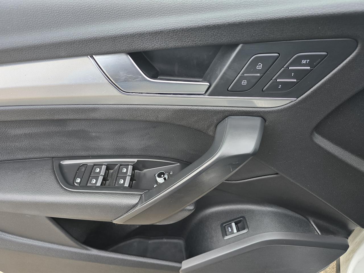 2018 Audi Q5 Premium Plus Photo