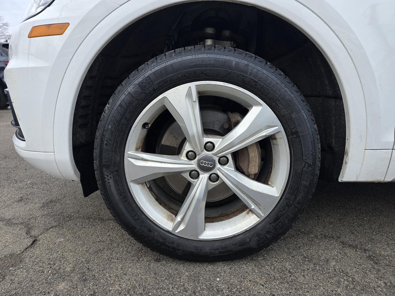 2018 Audi Q5 Premium Plus Photo