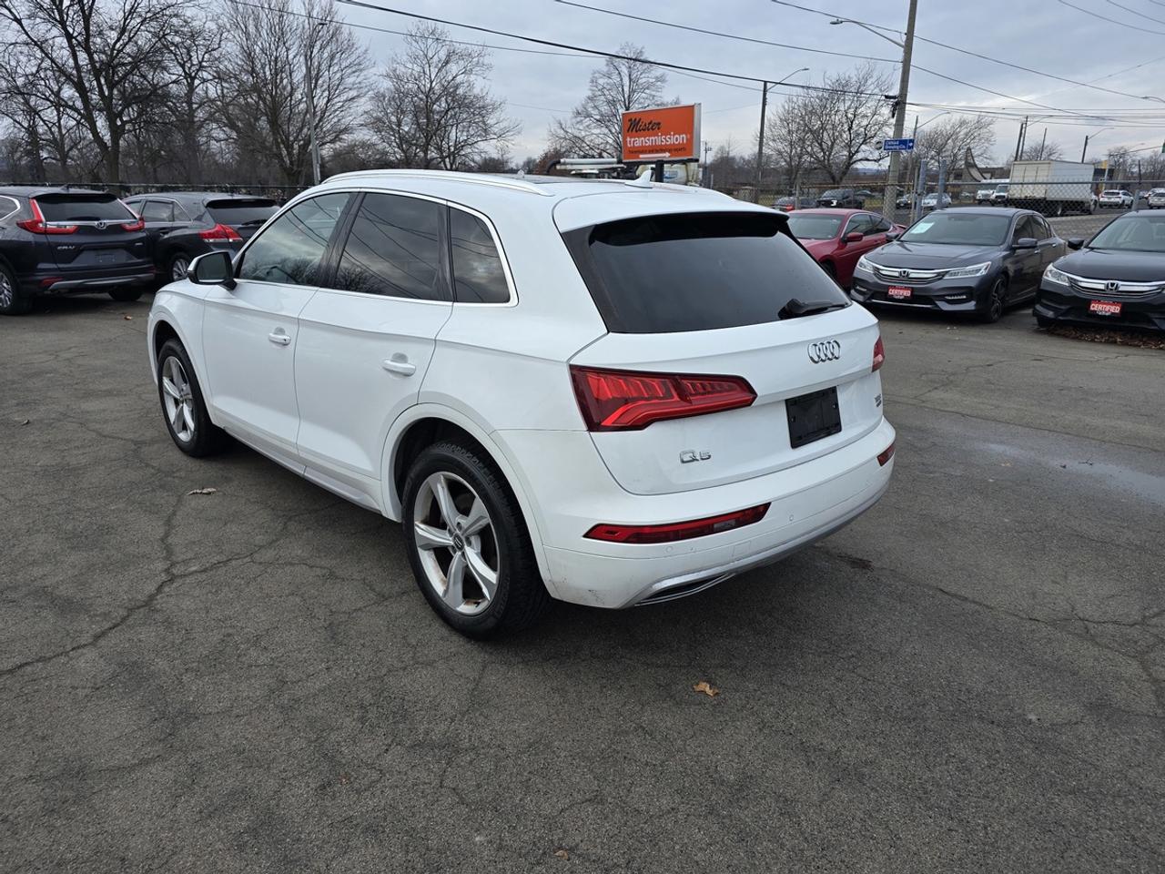 2018 Audi Q5 Premium Plus Photo4