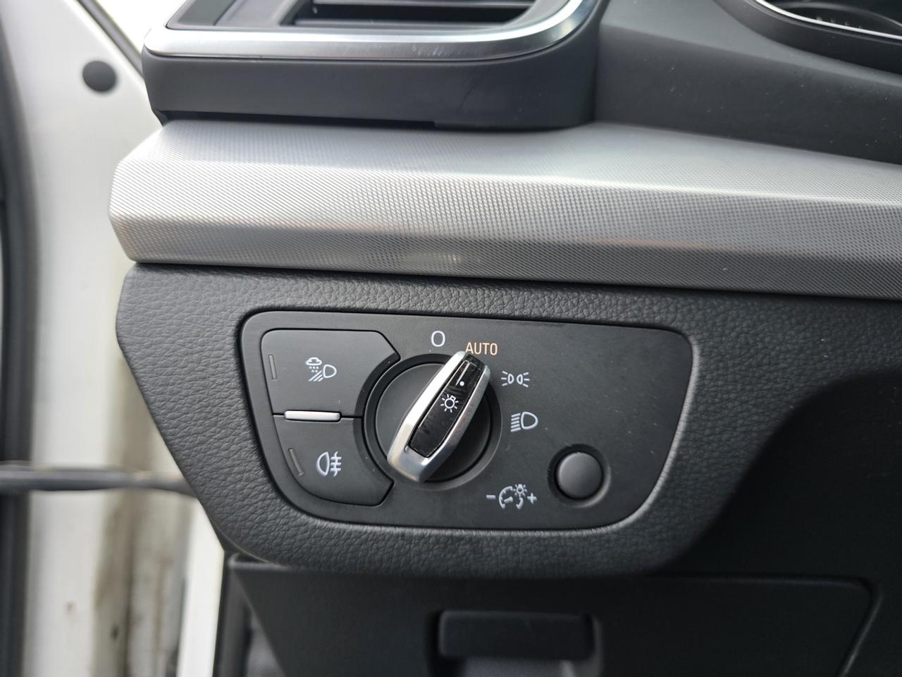 2018 Audi Q5 Premium Plus Photo
