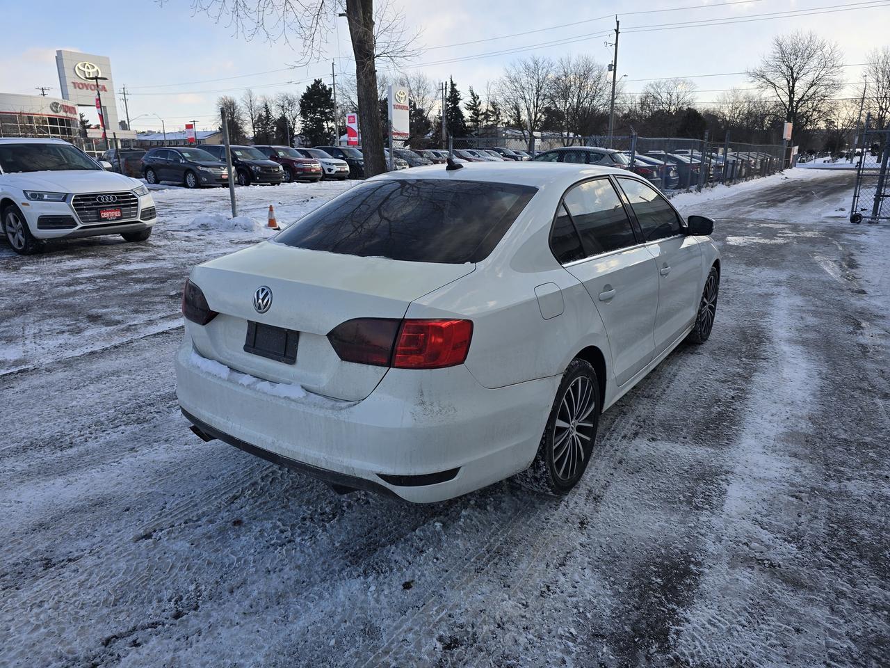 2014 Volkswagen Jetta TDI Photo4