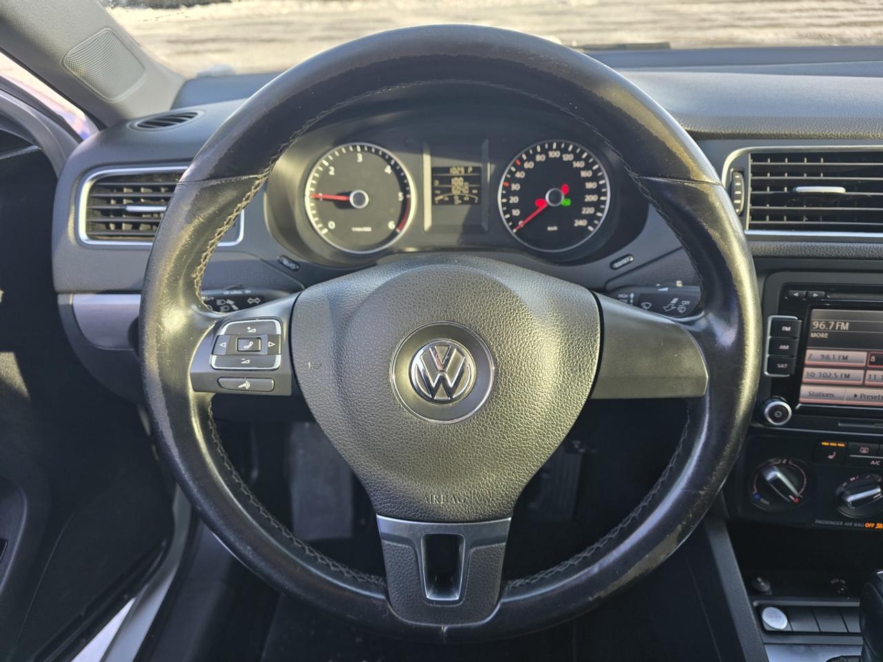 2014 Volkswagen Jetta TDI Photo