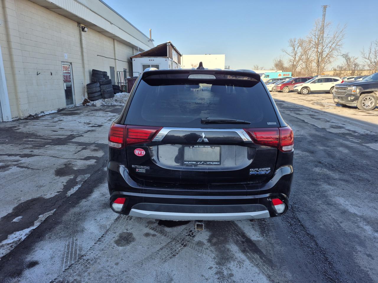 2018 Mitsubishi Outlander SEL Photo
