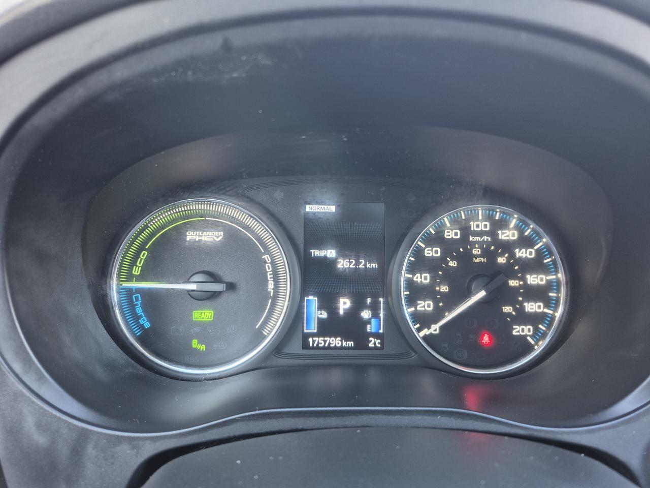 2018 Mitsubishi Outlander SEL Photo