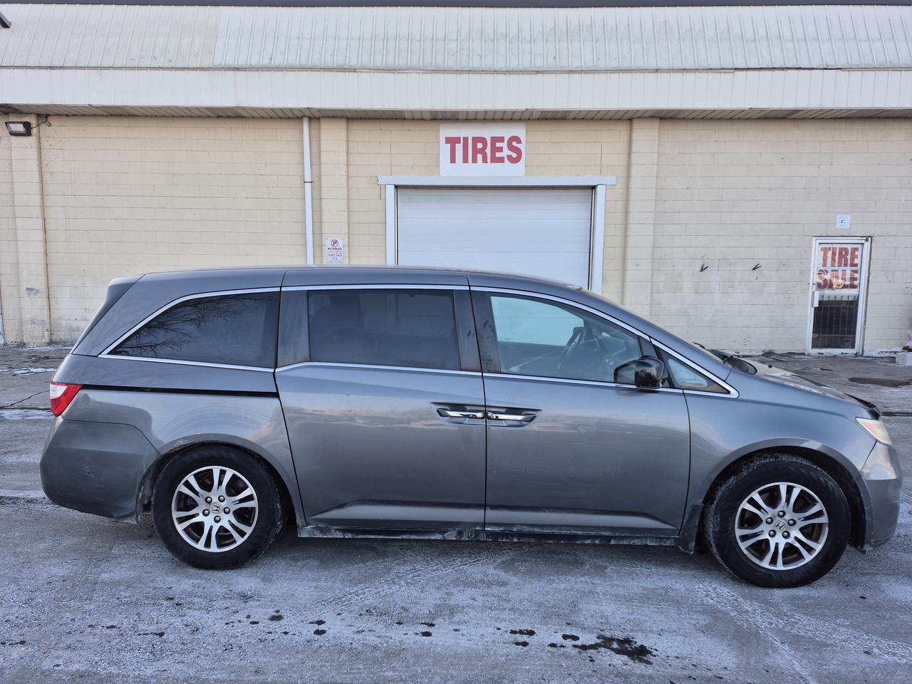 2011 Honda Odyssey EX Photo