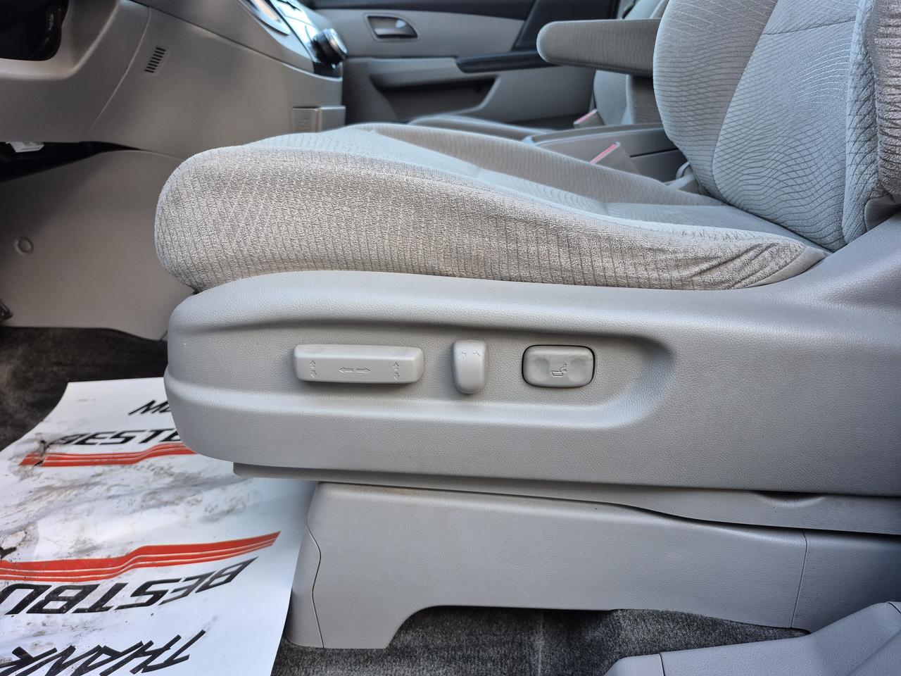 2011 Honda Odyssey EX Photo