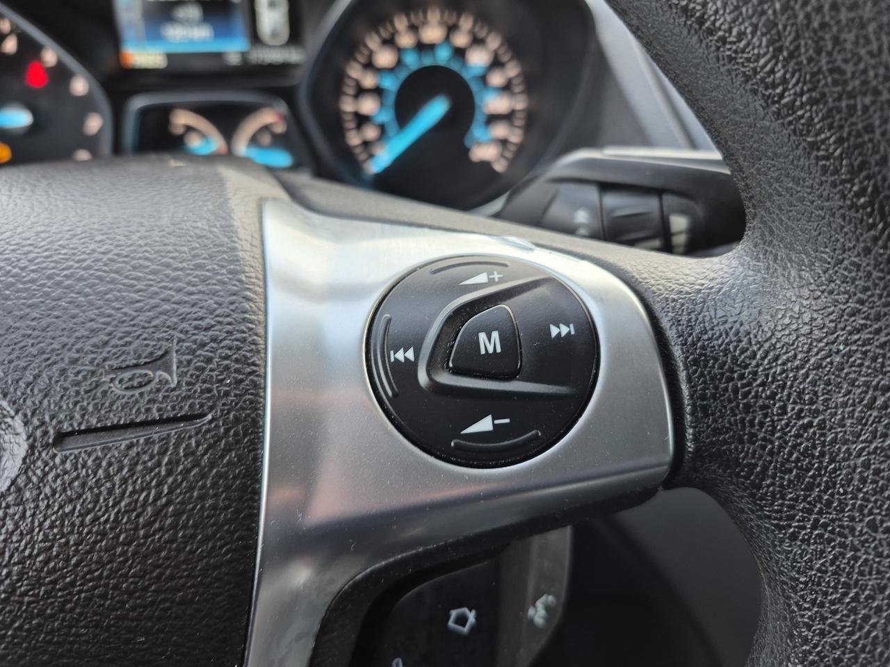 2013 Ford Escape SE Photo