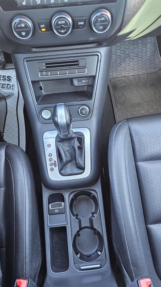 2017 Volkswagen Tiguan COMFORTLINE Photo