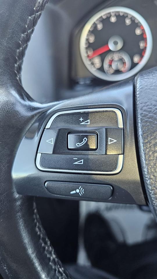 2017 Volkswagen Tiguan COMFORTLINE Photo