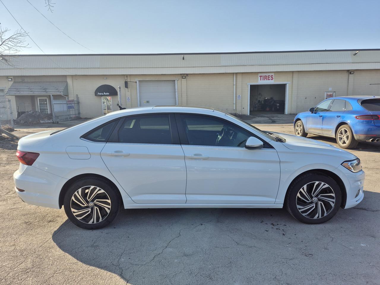 2019 Volkswagen Jetta Execline Photo