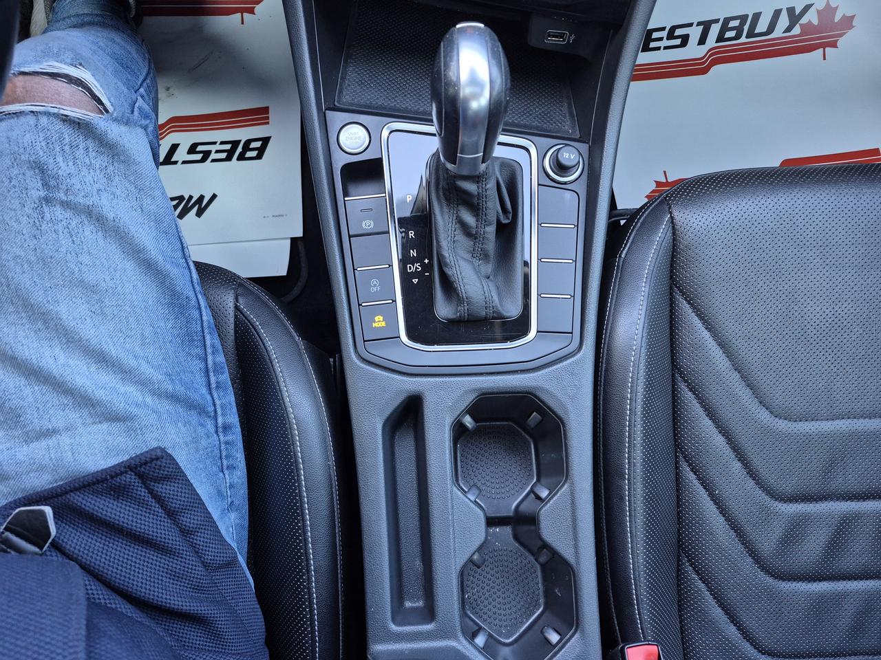 2019 Volkswagen Jetta Execline Photo