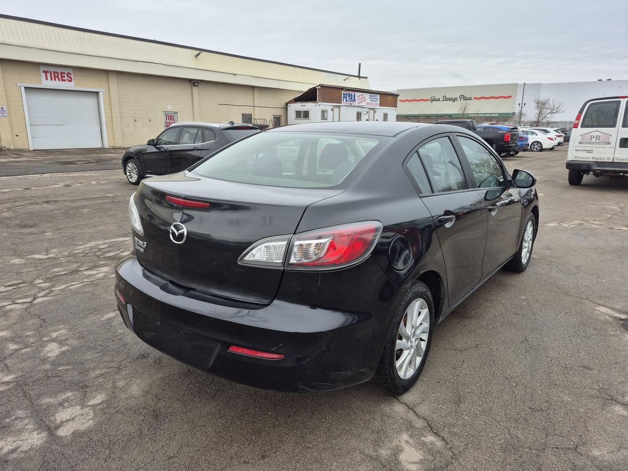 2012 Mazda MAZDA3 I Sport Photo