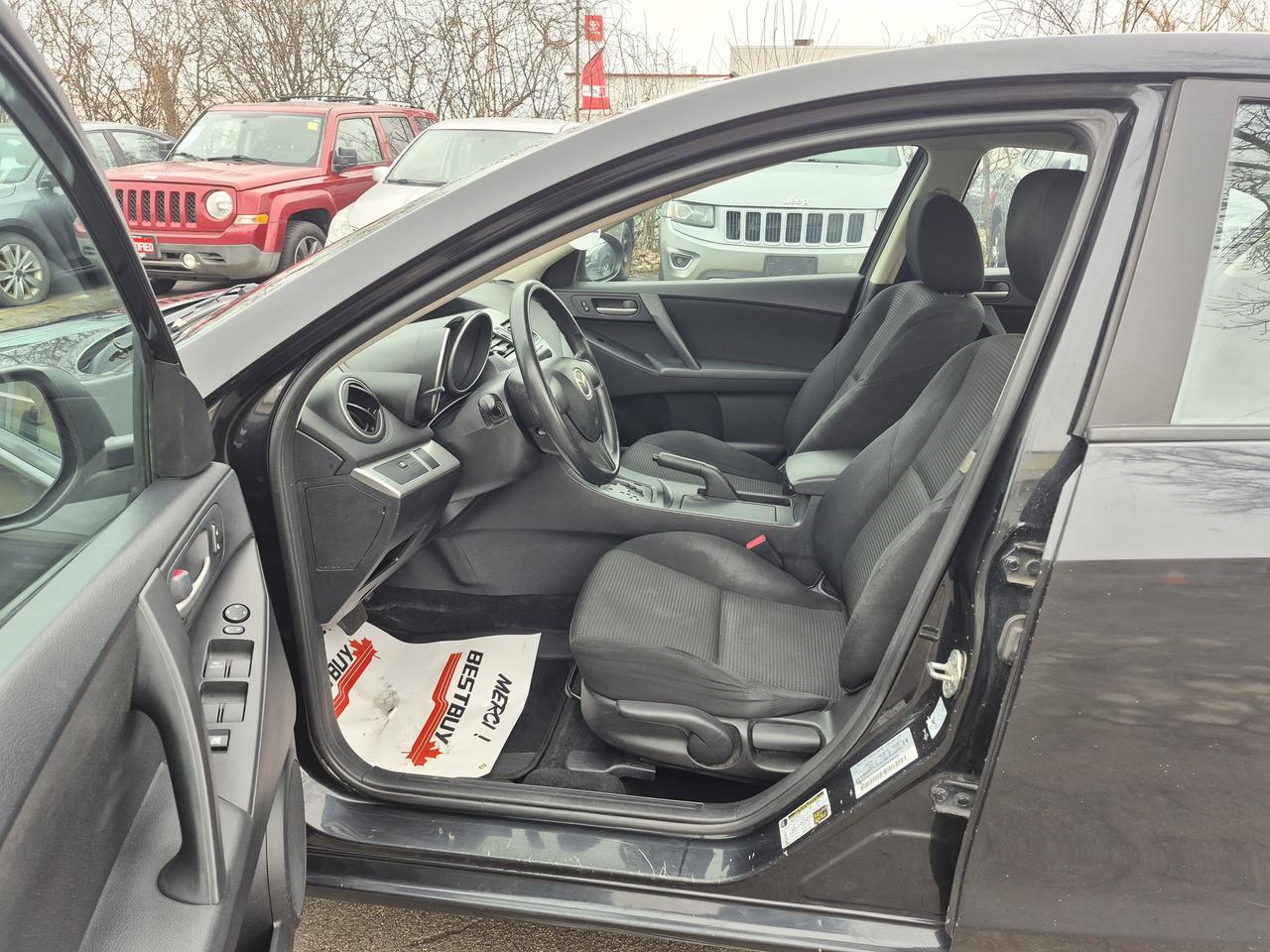 2012 Mazda MAZDA3 I Sport Photo