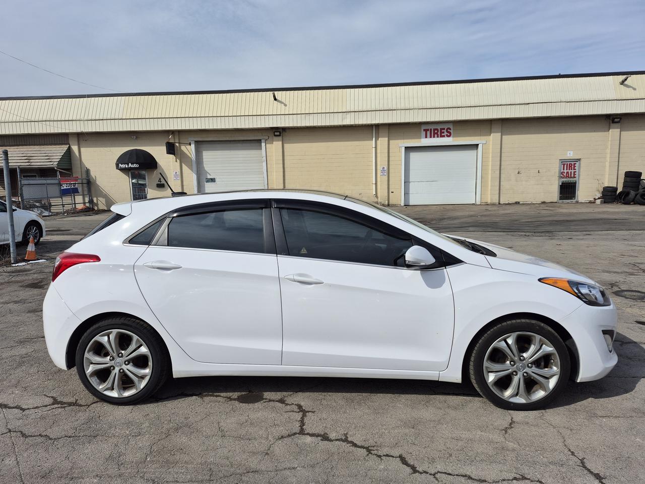 2014 Hyundai Elantra GT  Photo3